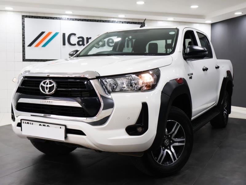 2024 TOYOTA Hilux