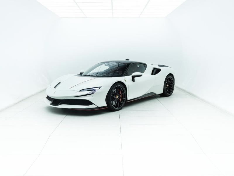 2021 FERRARI SF90