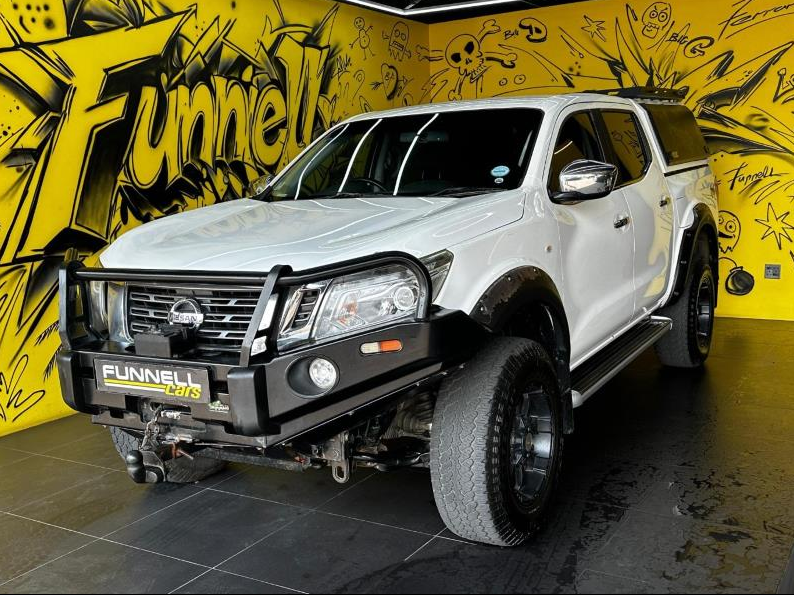 2017 NISSAN Navara