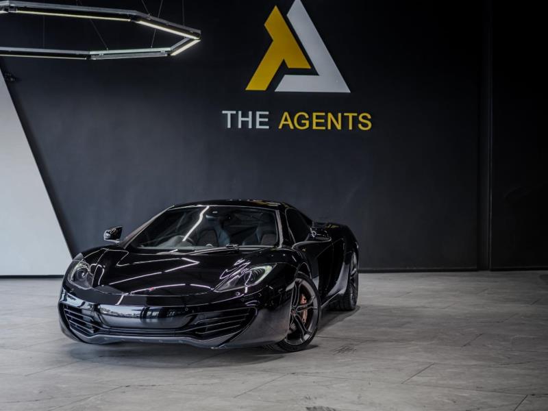 2012 MCLAREN MP4-12C