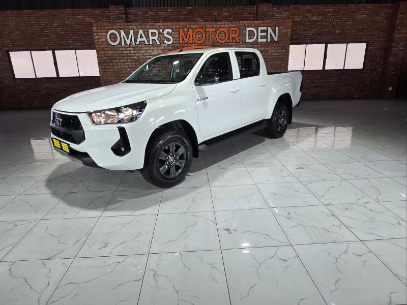 2025 TOYOTA Hilux
