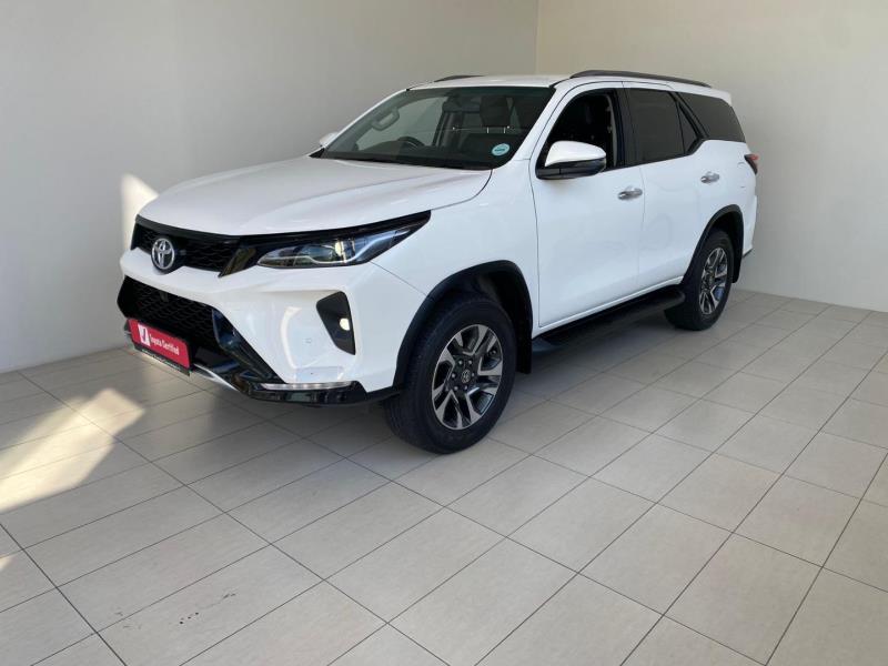 2023 TOYOTA Fortuner