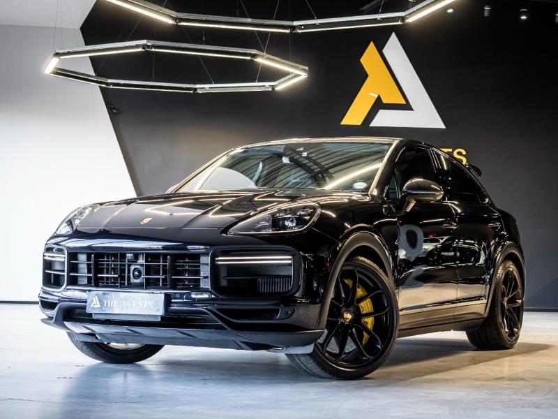 2022 PORSCHE Cayenne