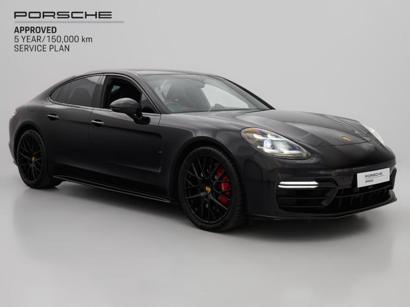 2019 PORSCHE Panamera