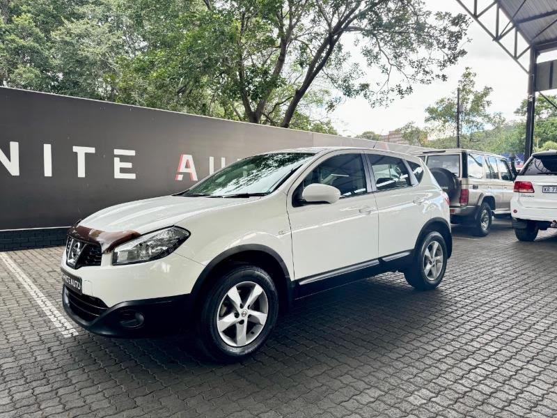 2013 NISSAN Qashqai