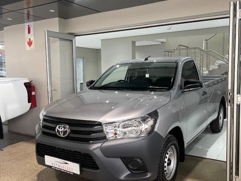 2025 TOYOTA Hilux