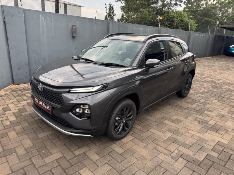 2025 TOYOTA Starlet Cross