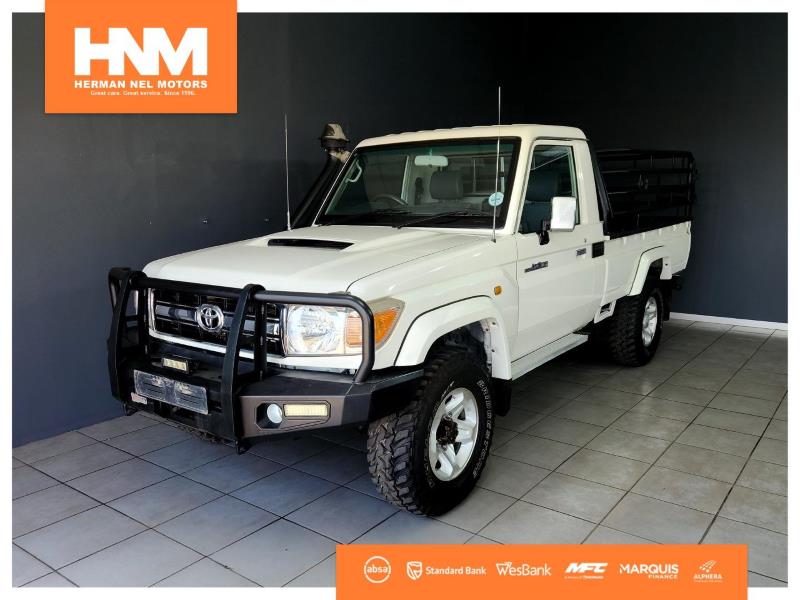 2015 Toyota Land Cruiser 79