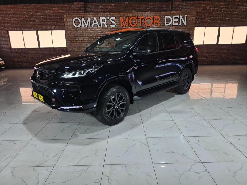 2025 TOYOTA Fortuner