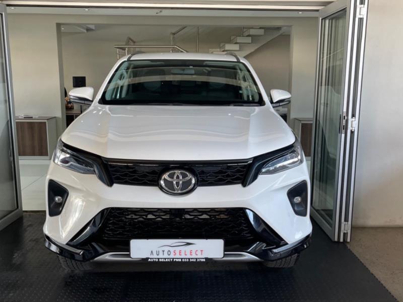 2023 TOYOTA Fortuner