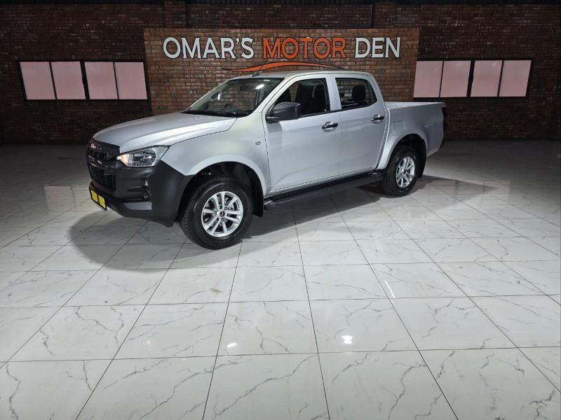 2025 ISUZU D-MAX
