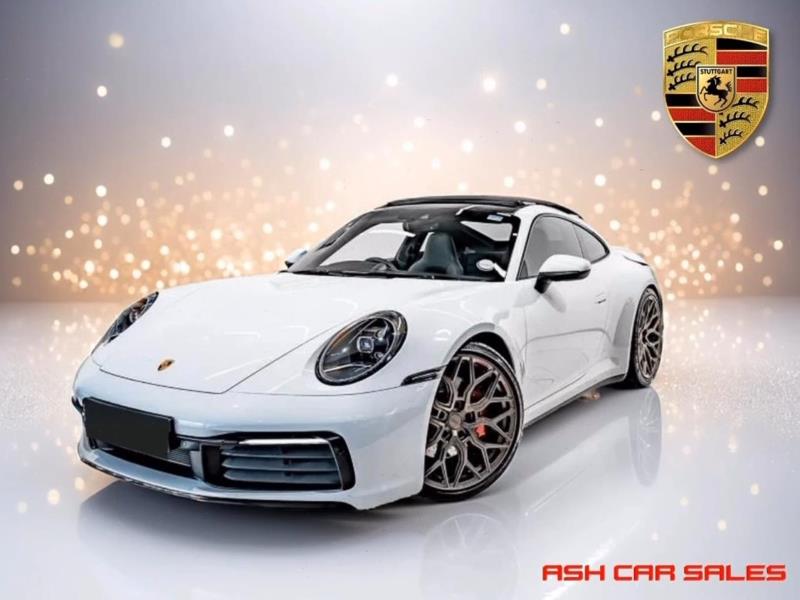 2019 PORSCHE 911