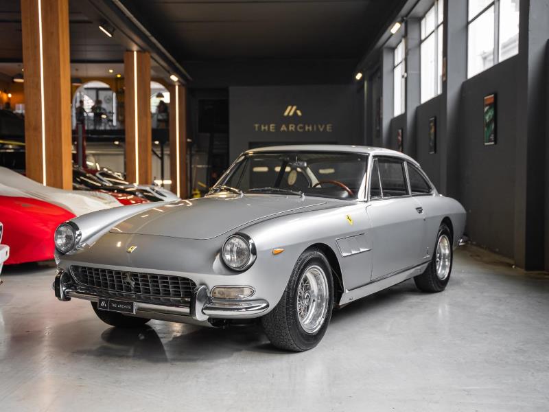 1966 Ferrari 330