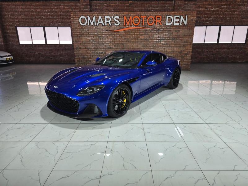 2023 Aston Martin DBS
