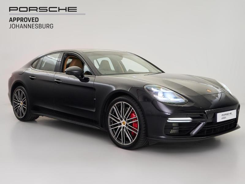2017 PORSCHE Panamera