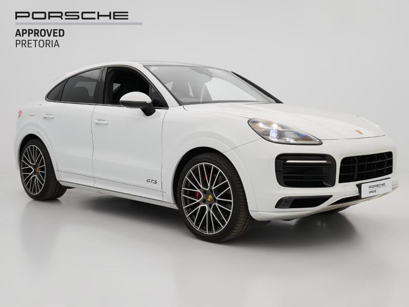 2023 PORSCHE Cayenne
