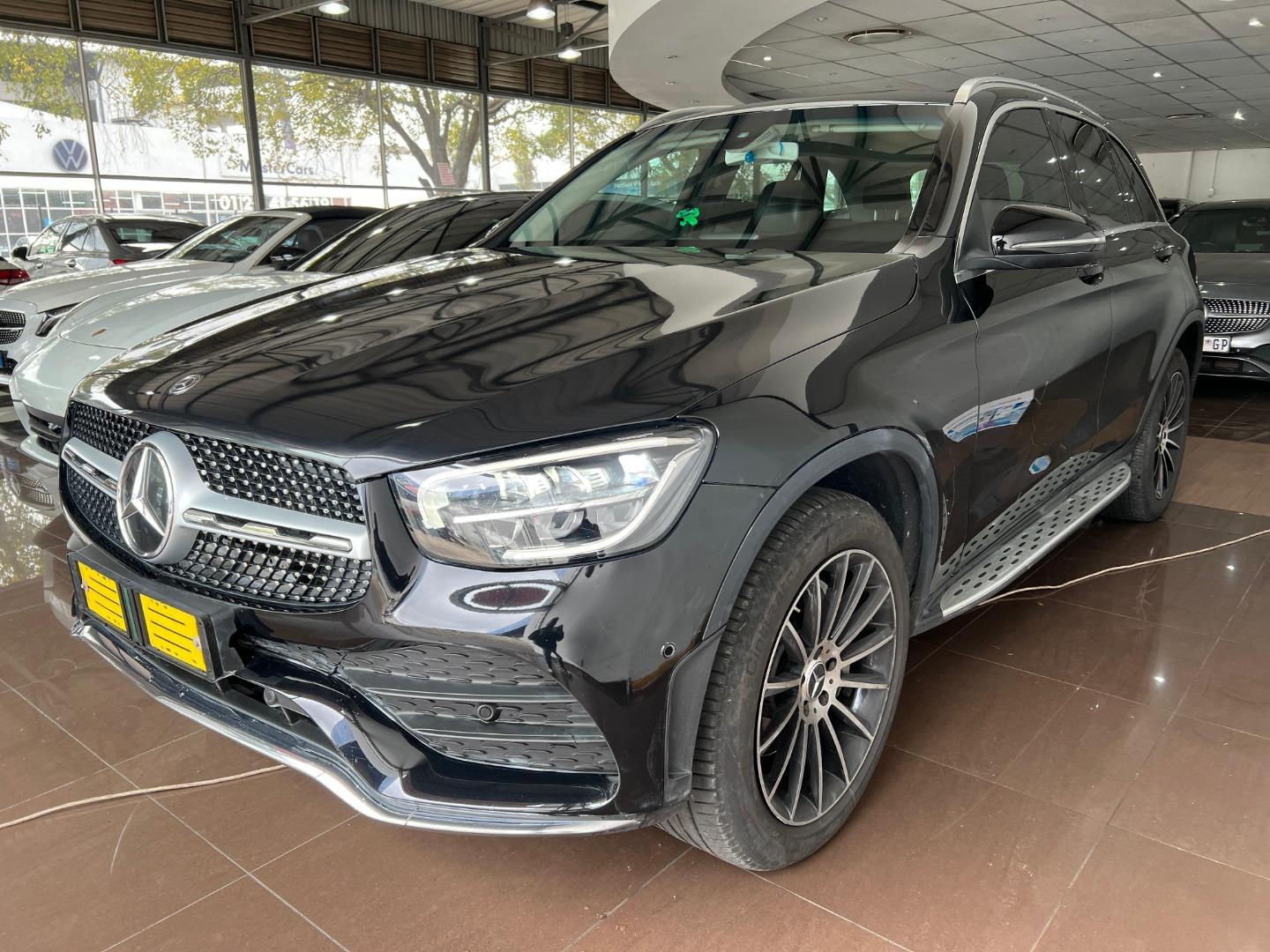 2020 MERCEDES-BENZ GLC