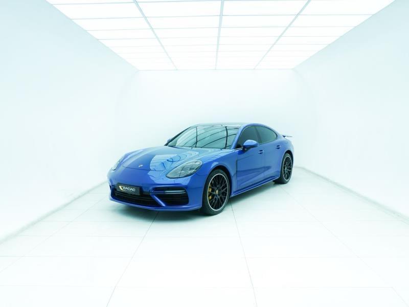 2017 PORSCHE Panamera