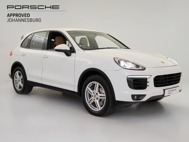 2015 PORSCHE Cayenne