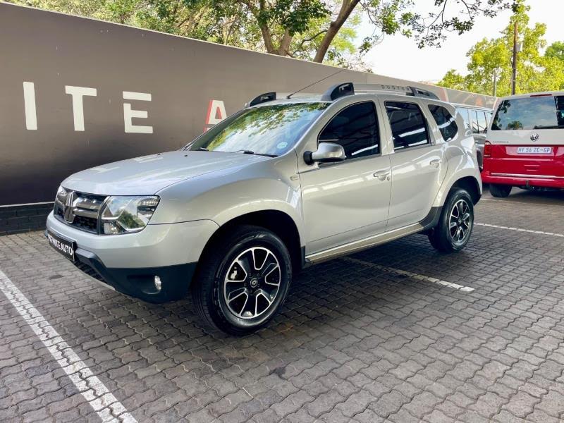 2017 RENAULT Duster