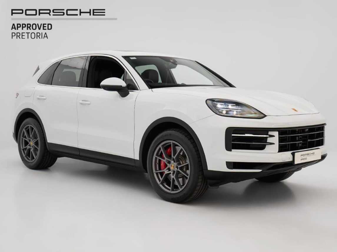 2024 PORSCHE Cayenne