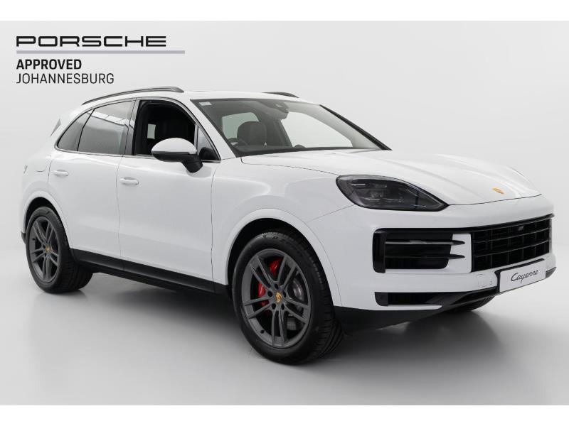 2024 PORSCHE Cayenne