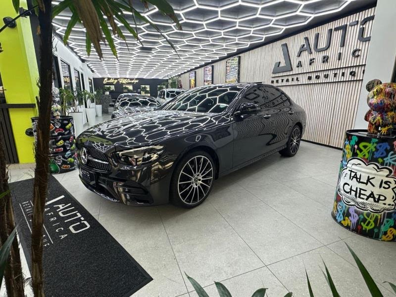 2021 MERCEDES-BENZ E-Class