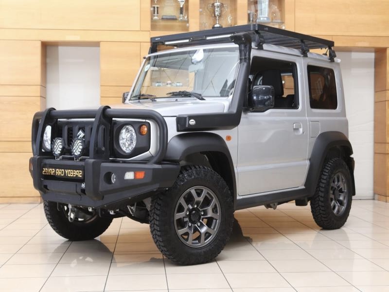 2021 SUZUKI Jimny