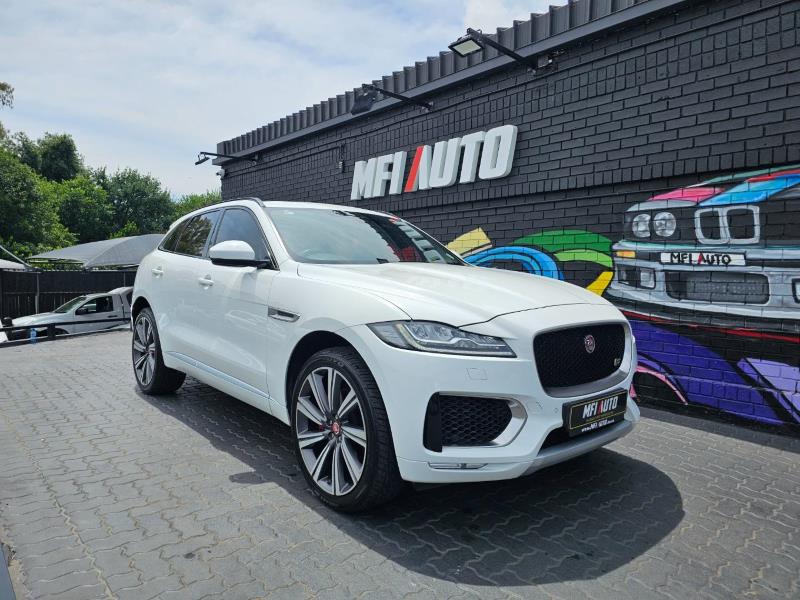 2017 JAGUAR F-PACE