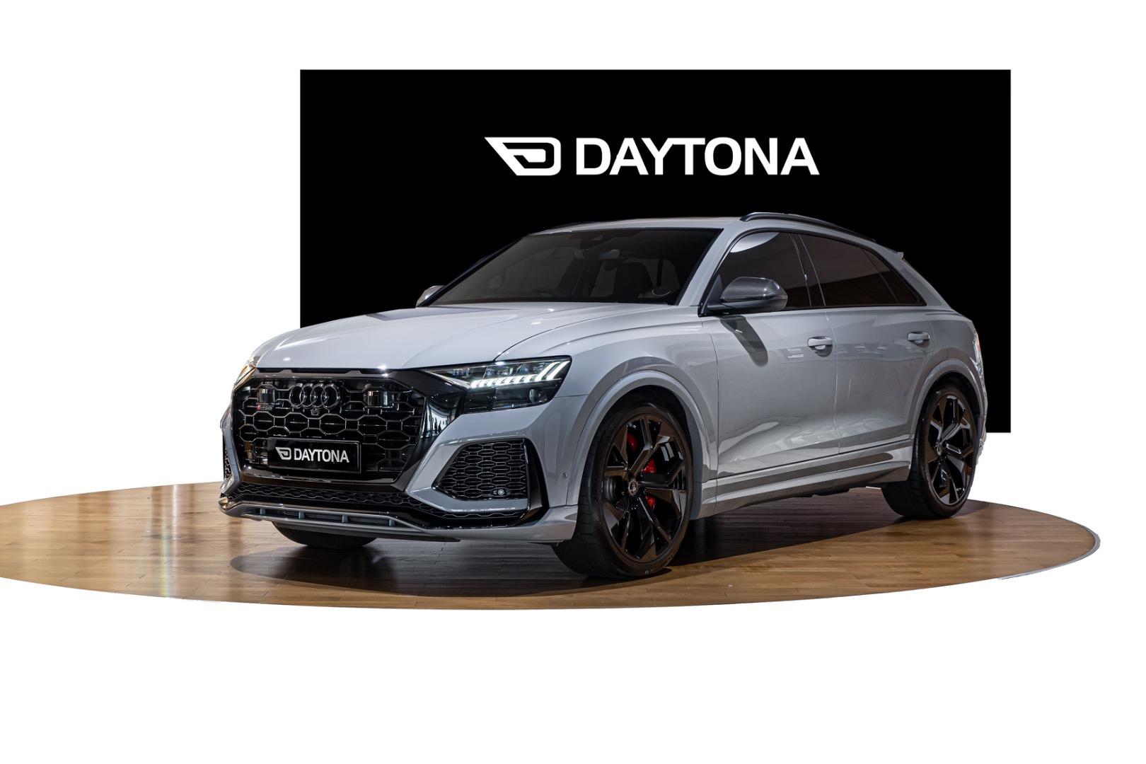 2023 AUDI Q8