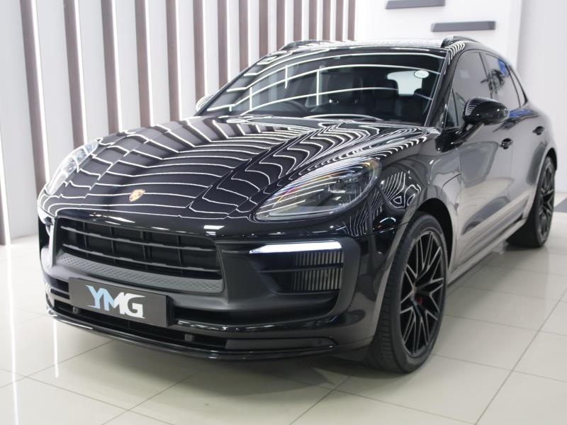 2022 PORSCHE Macan