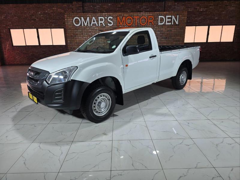 2025 ISUZU D-MAX