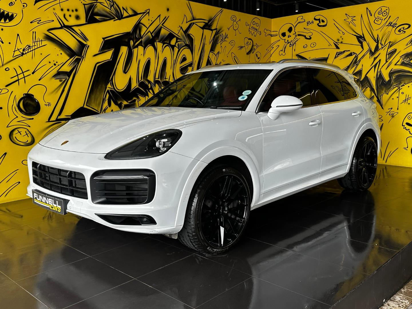 2019 PORSCHE Cayenne