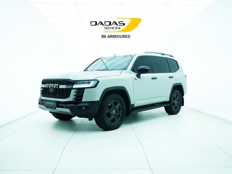 2023 TOYOTA Landcruiser 300