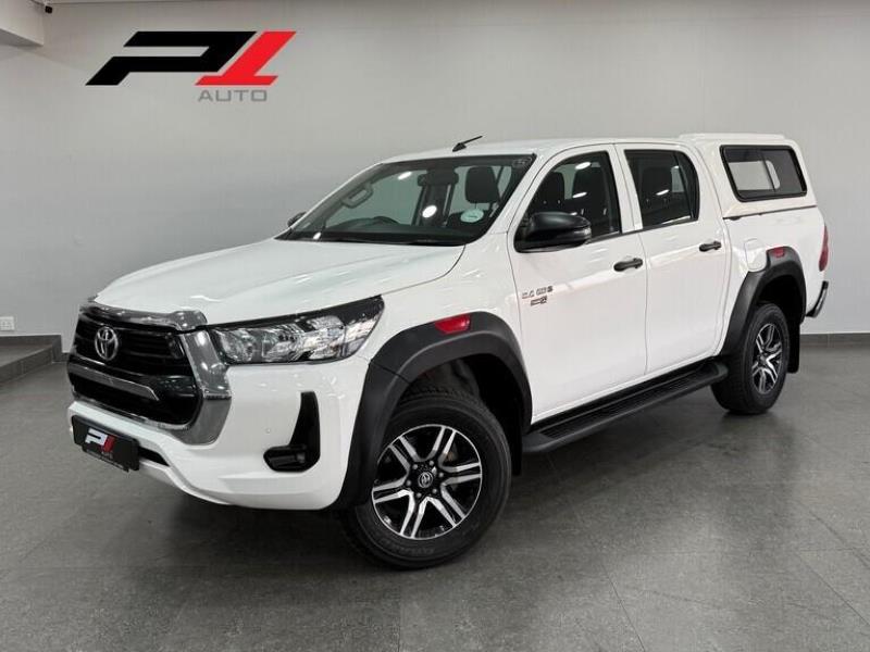 2024 TOYOTA Hilux