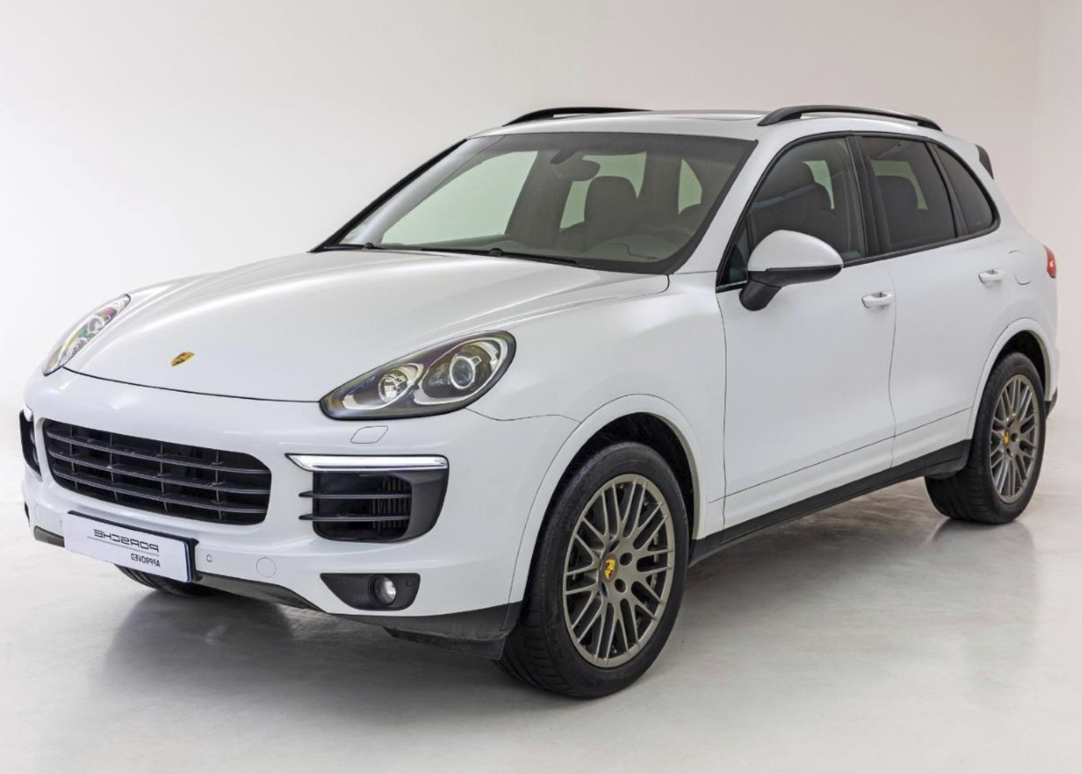 2017 PORSCHE Cayenne
