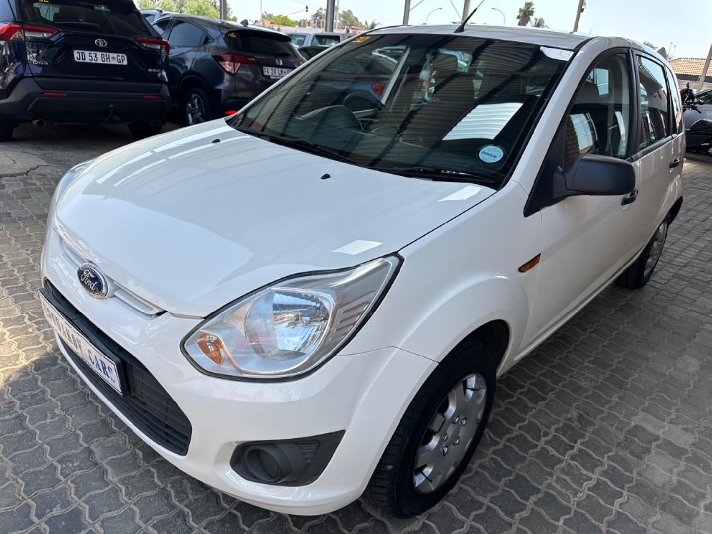 2015 FORD Figo