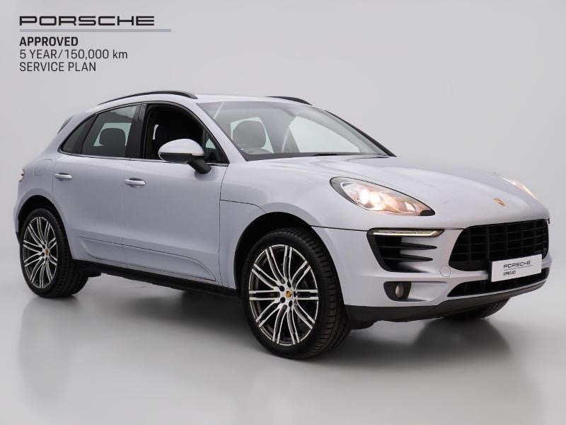 2015 PORSCHE Macan