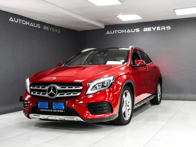 2020 MERCEDES-BENZ GLA