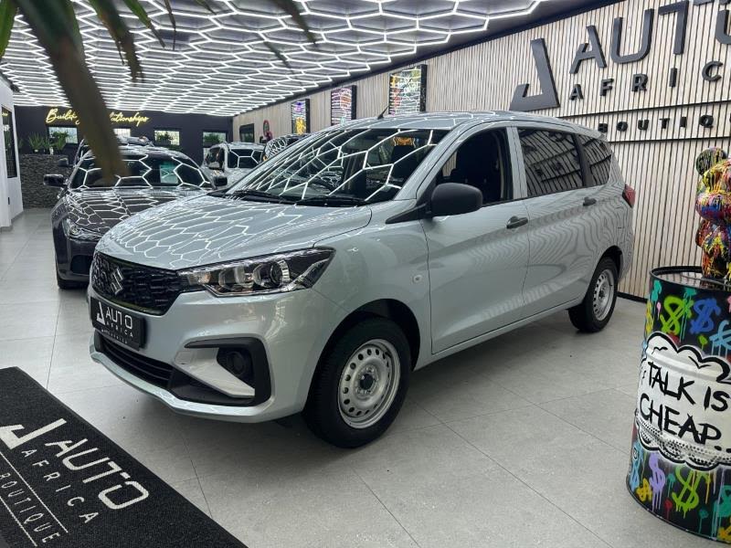 2025 SUZUKI Ertiga