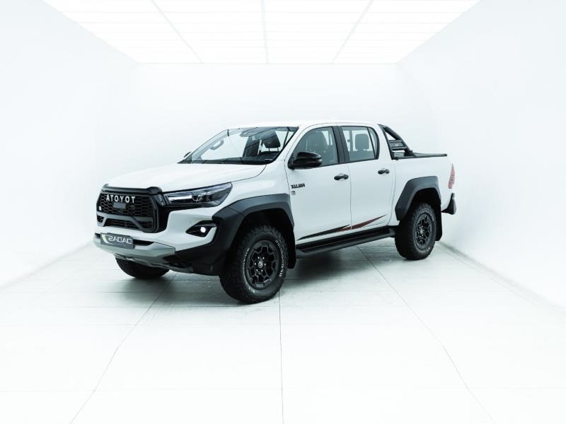 2025 TOYOTA Hilux