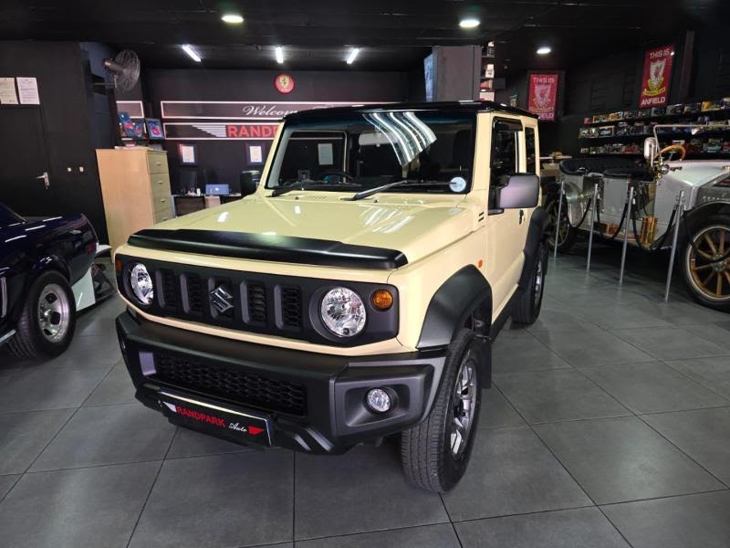 2022 SUZUKI Jimny