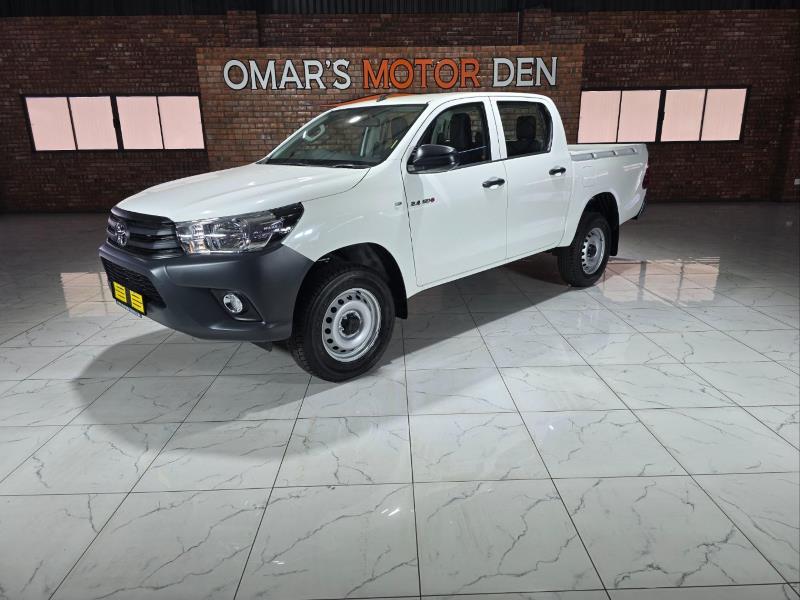 2025 TOYOTA Hilux