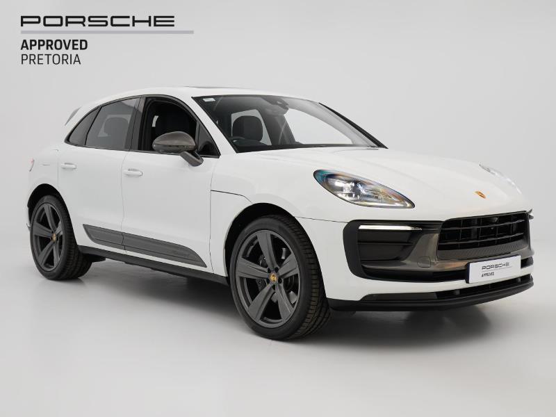 2023 PORSCHE Macan