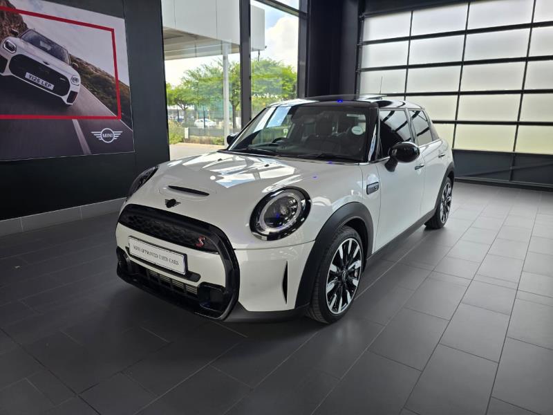 2024 MINI Hatch