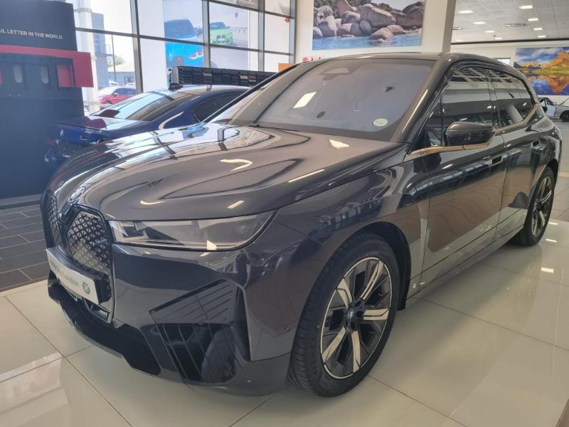 2024 BMW iX
