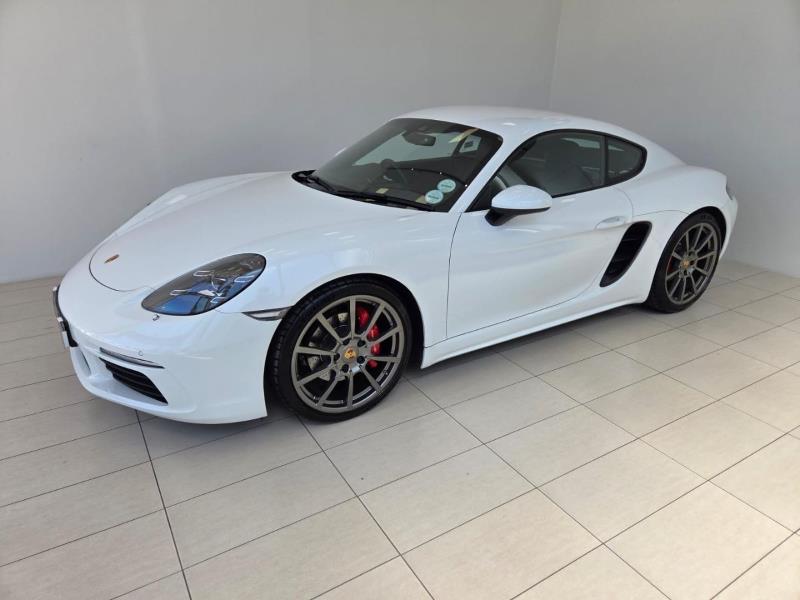 2017 PORSCHE Cayman