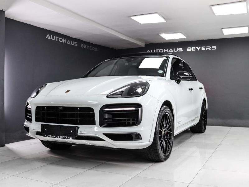 2021 PORSCHE Cayenne