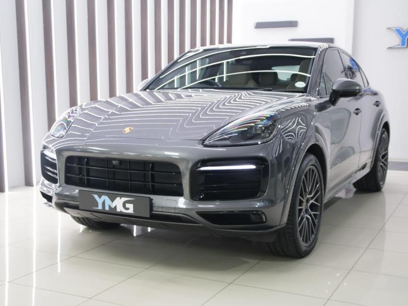 2021 PORSCHE Cayenne