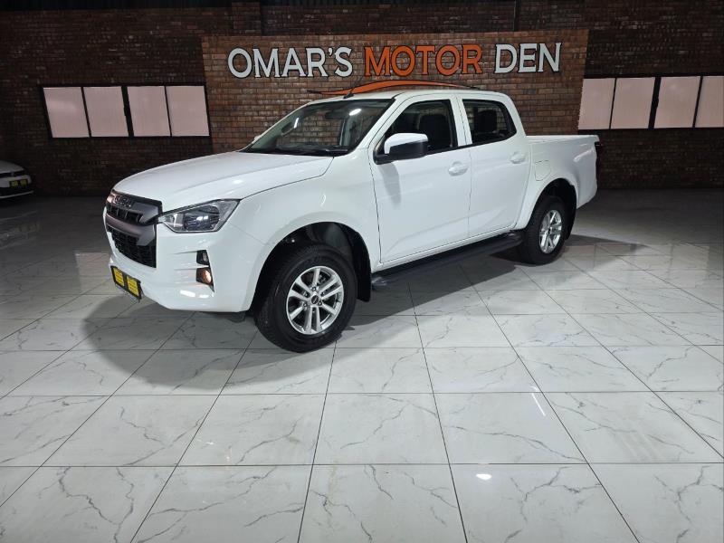 2025 ISUZU D-MAX